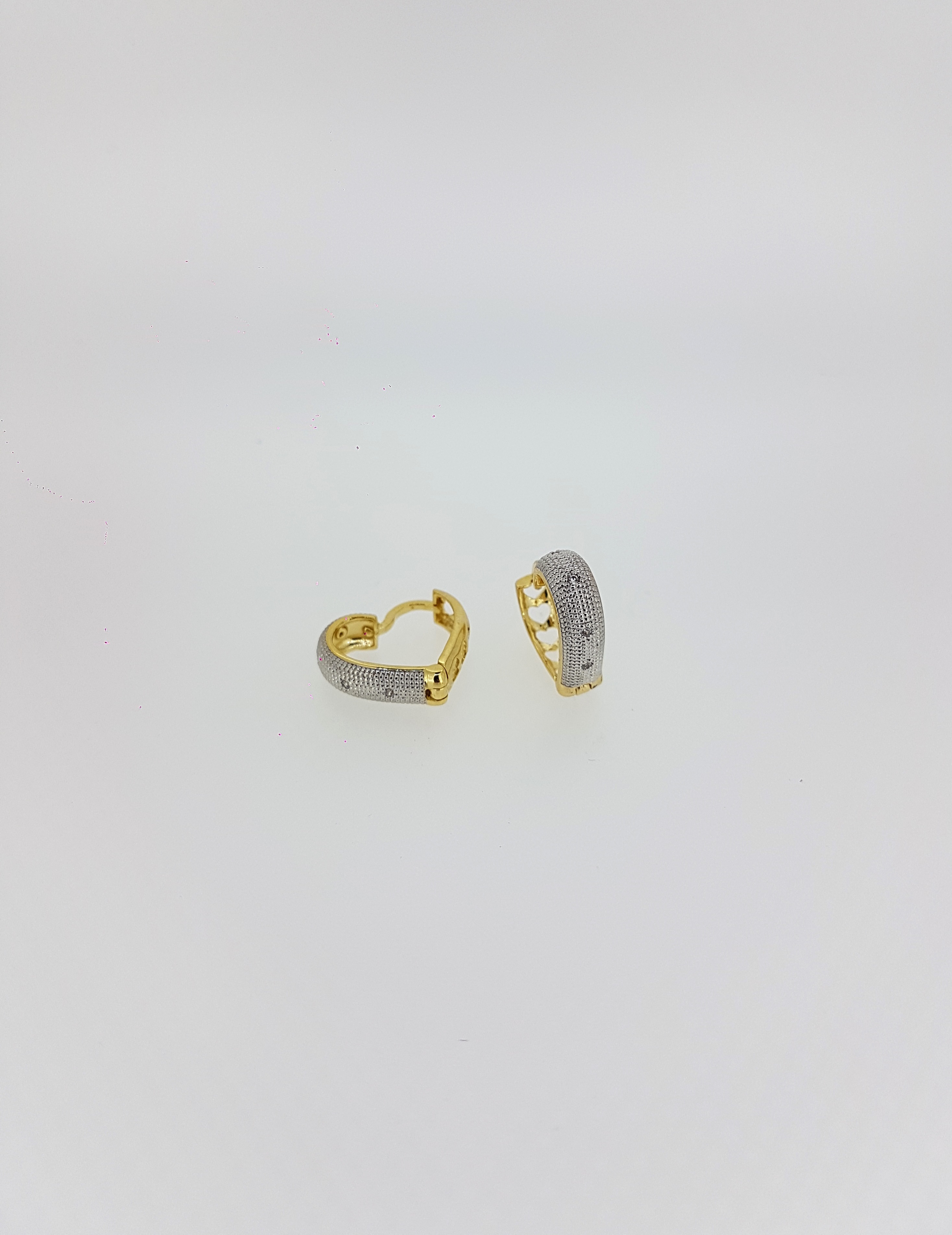 Brinco 7092 br em ouro